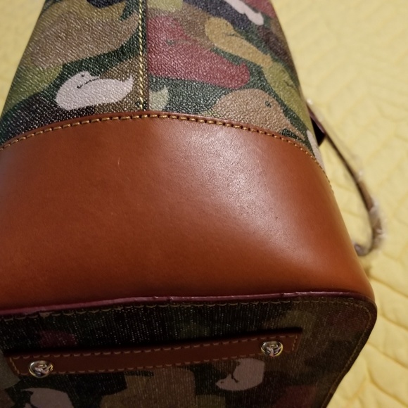 *SOLD*Dooney & Bourke Dover Tote - Picture 5 of 6